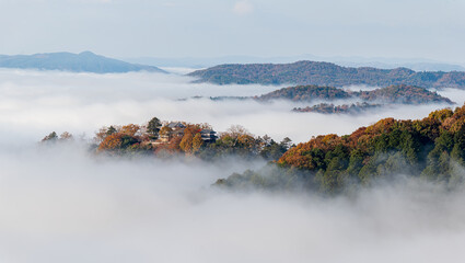 備中松山城 &ndash; 天空の山城「現存12天守」の一つで、天守が現存する&ldquo;唯一の山城&rdquo;