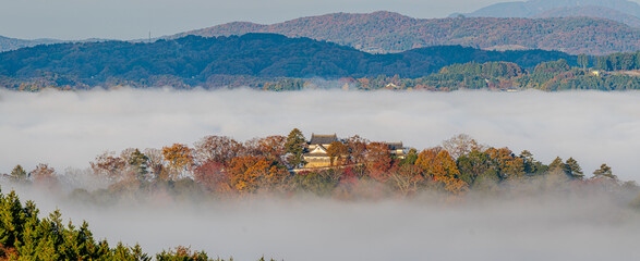 備中松山城 &ndash; 天空の山城「現存12天守」の一つで、天守が現存する&ldquo;唯一の山城&rdquo;