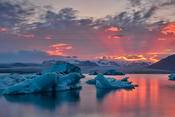 Midsummer night at J&ouml;kulsarlon