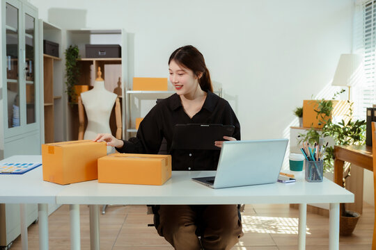 asian women contacted a customer asking for a shipping address. - Powered by Adobe