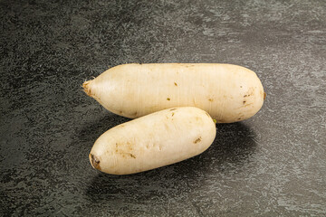 Raw white daikon raddish root