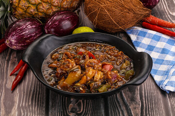 Squid with vegetables in oyser sauce