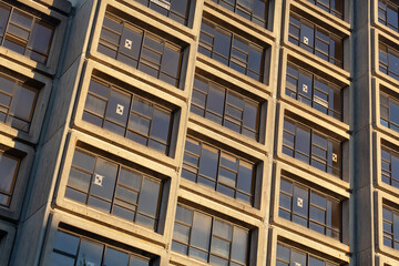 Obraz premium Ikonisches Sirius Gebäude: Brutalismus am Hafen von Sydney.. Leerstehendes brutalistisches Wohngebäude in The Rocks. Architektur des 20. Jahrhunderts: Sirius Building in Sydney.