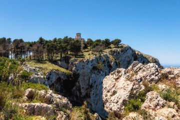 Sizilianische Sommerlandschaft im S&uuml;den von Europa in Italien