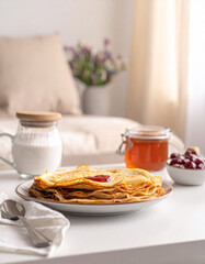 cr&ecirc;pes et confiture