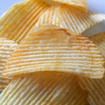 servir des chips