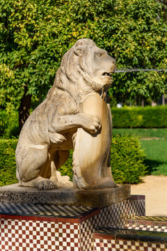 Jardin de los Leones Fountain (Lions Garden) at Maria Luisa Park - Seville, Andalusia, Spain
