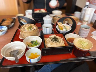 レストランで和食