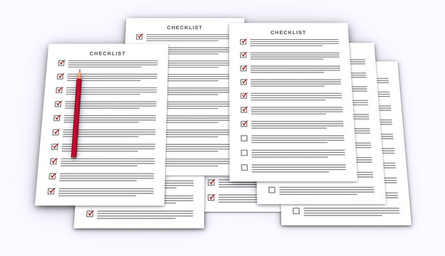 紙のチェックリストと赤鉛筆