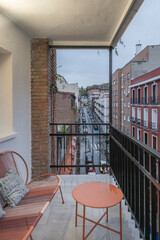 Obraz premium Terrace with a lounge area and bar, ideal for social gatherings with friends during summer evenings