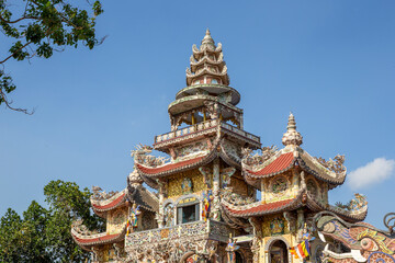 Fototapeta premium The main hall of Linh Phuoc Pagoda