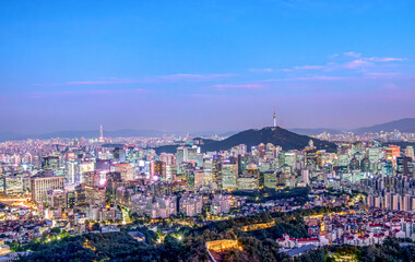 Obraz premium panoramic, tourist attractions in the city park of seoul City, Asia business concept image, panoramic modern cityscape building in korea. The most beautiful Viewpoint seoul city,south korea.