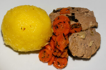 Lende mit Klo&szlig;
