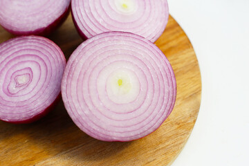 Fresh red onion. Thick slices of purple onion
