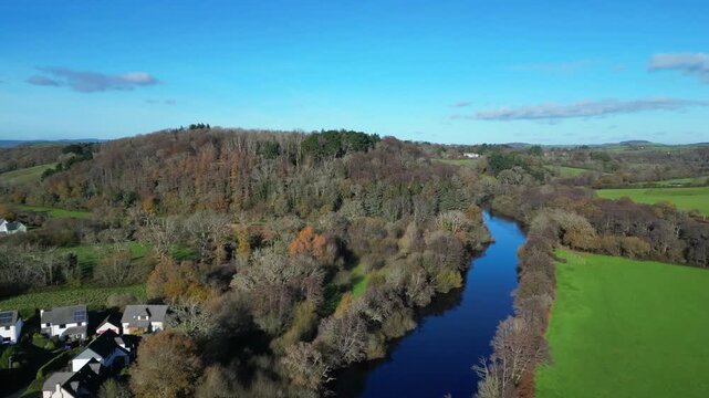Totnes, Devon, England: DRONE VIEWS: The River Dart, houses and the countryside just north of Totnes. South Devon is a popular UK holiday destination and retirement area (Clip 2 of 2).