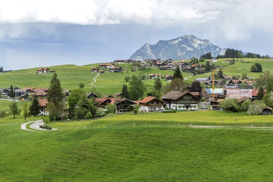 View of Ried and Niederdorf, behind Gr&uuml;nten, Obermaiselstein, Oberallg&auml;u, Allg&auml;u, Bavaria, Germany