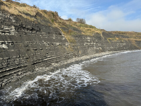 Black Ven, beach and cliffs on the Jurassic coast, Lyme Regis, Dorset, England
