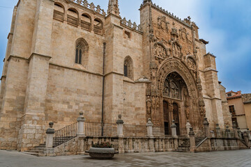 Facade of the Church of Santa María in Aranda de Duero, in the province of Burgos, Spain.