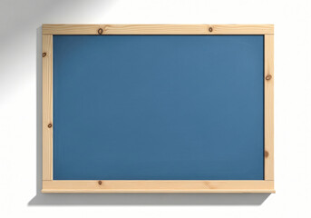Obraz premium Blank blue chalkboard with wooden frame on white background 