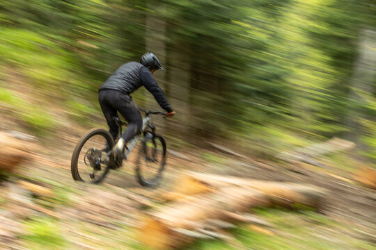 Mountain biking adventure in the Pyrenees