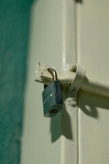 Cerradura con candado