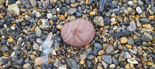 Gestreifter Stein an der d&auml;nischen Nordseek&uuml;ste