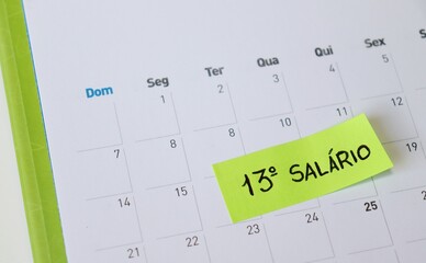 Brazilian 13th salary text and calendar. (13º salário Brasileiro). Salary in Brazil concept.