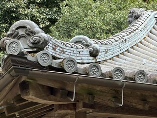 chinese temple roof