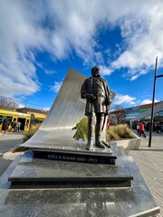 Sz&eacute;ll k&aacute;lm&aacute;n statue budapest hungary cityscape tourism