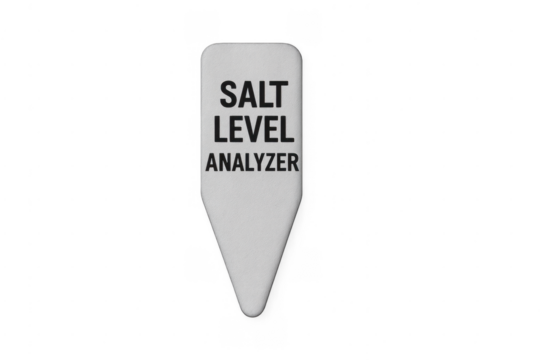 Salt level analyzer device for water quality control