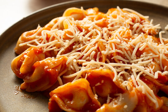 A closeup view of a gluten-free, dairy-free tortelloni entree.