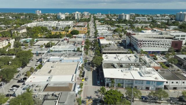 AtlanticAve_DelrayBeach_DJI25_1 - 700x - mb