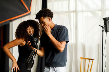 Young Photographers Review Their Work 