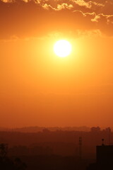 Por do Sol na cidade de S&atilde;o Paulo, Brasil (Sunset in the city of S&atilde;o Paulo, Brazil)