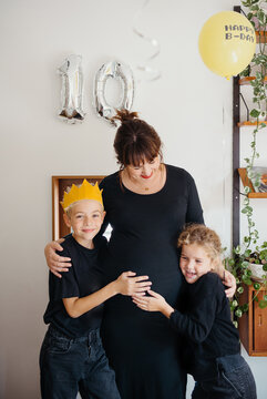 Birthday celebrations for boy turning 10, a mother pregnant with nr 3