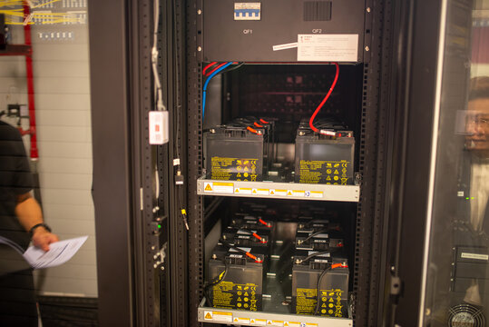 Energy Storage System in Data Center Rack