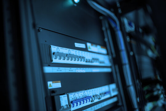 Technology in Data Center with Cables