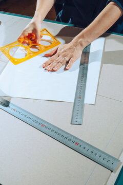 Folding paper 