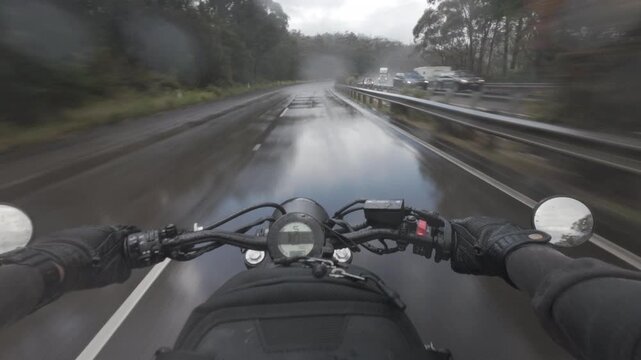 motorcycle Riding pov in the rain and fog (Ungraded) 10bit