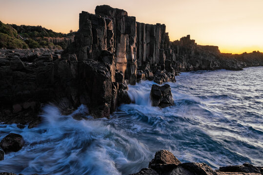 Bombo Quarry first light