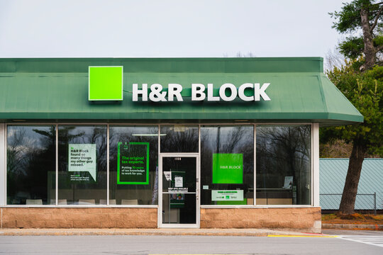 New Hartford, NY - Nov 27, 2025: H&R Block is a multinational tax preparation company with 12,000+ retail offices across worldwide. Founded in 1955 by brothers Henry and Richard Bloch