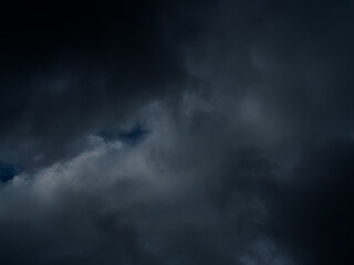 Obraz premium Cloud storm sky dark rain lightning thunder stormy typhoon nature light scene rainy atmosphere damage effect carbon dioxide dust air pollution 2.5 Pm, texture nature windstorm weather skyscape.