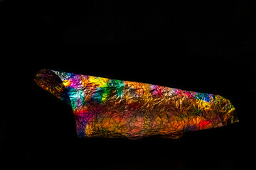 Paper, leather, decorative materials, satellite fragments, discarded art drafts, film, fabric,...