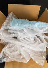 plastic translucent air packaging, protection of goods.