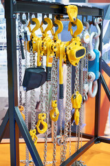 Manual hoisting equipments hook and chain