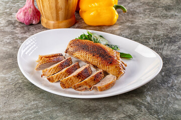 Roasted duck breast with slices