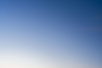 初冬の早朝の空のグラデーション14