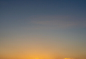 Fototapeta premium 初冬の早朝の空のグラデーション14