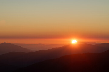 Watching the sunrise from the Kaçkar Mountains. Sunrise from Kaçkar Peak. Hiking towards Kaçkar Peak in the early morning. Magnificent view from Kaçkar Peak. Rize, Türkiye.
