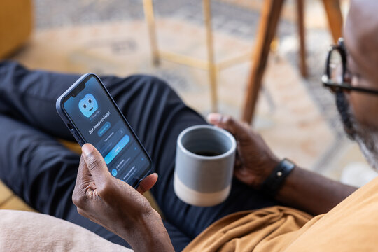 Engaging with Chatbot on Smartphone